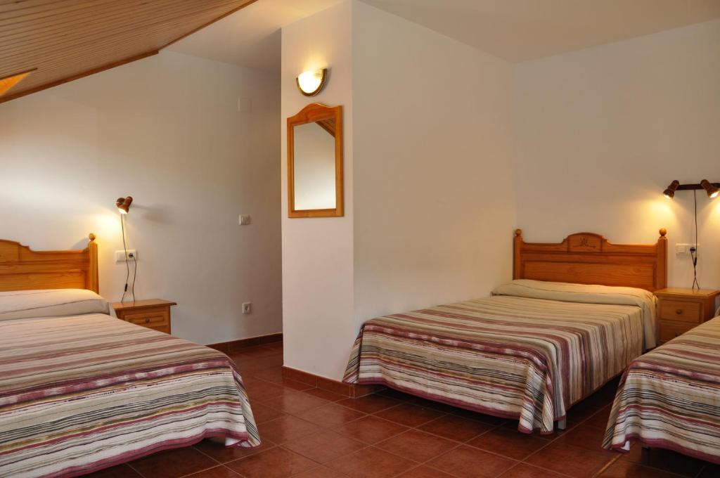 Hotel Castillo D'Acher 시레사 외부 사진