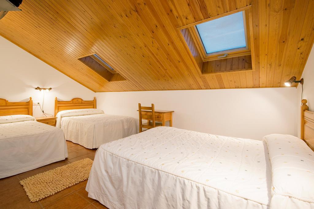 Hotel Castillo D'Acher 시레사 외부 사진